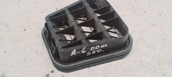 Audi A6 S6 C5 4B Quarter panel pressure vent 4B0819181A