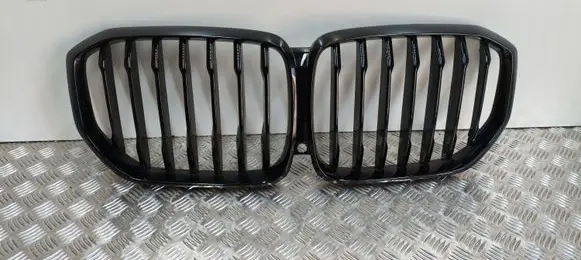 BMW X5 G05 Front bumper upper radiator grill 7454889 51137454889