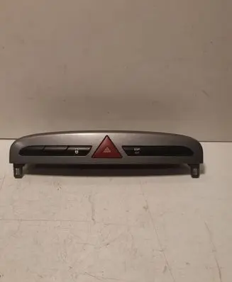 Peugeot 308 Hazard light switch 03069010 9659215177