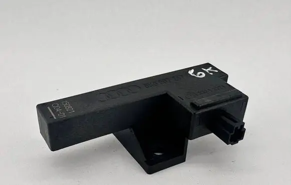 Audi A6 S6 C7 4G Keyless (KESSY) go control unit/module 8K0907247