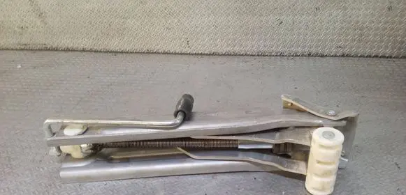 Audi A6 S6 C6 4F Lift Jack 4F0011031