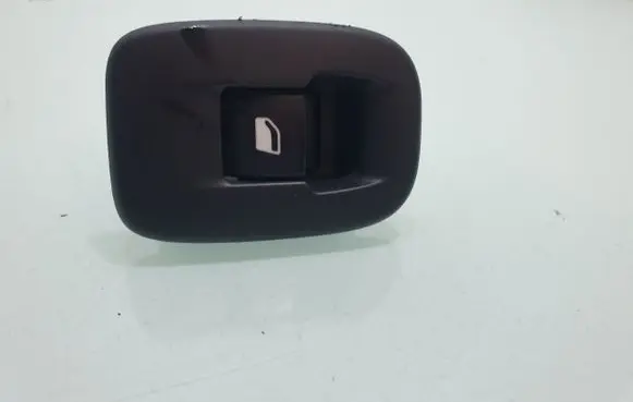 Peugeot 2008 I Electric window control switch 96751119ZD