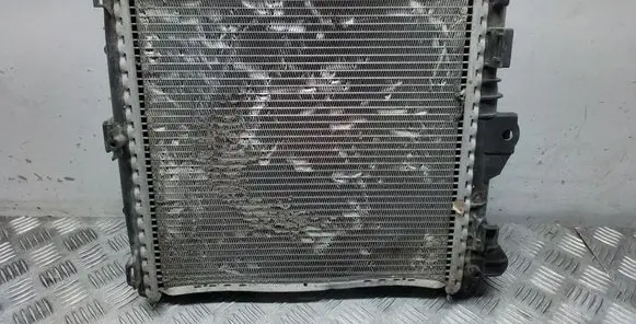 Coolant radiator