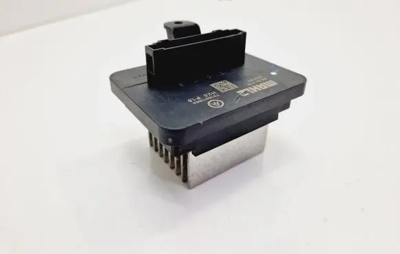 Peugeot 2008 II Heater blower motor/fan resistor 7015011004 H20P10