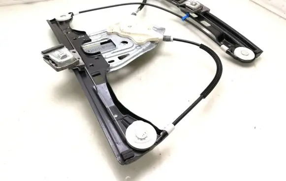 Mercedes-Benz C W203 Front door window regulator with motor A2118201842 990596101