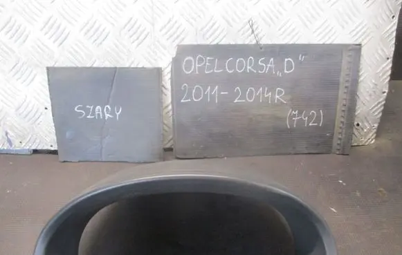 Opel Corsa D Dashboard trim 13205180