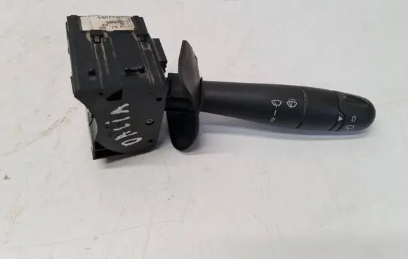 Dacia Sandero Wiper control stalk 10028SJ 8200792584 901057666