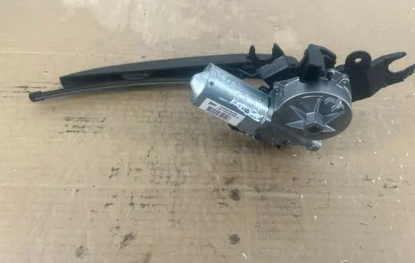 Renault Clio IV Rear window wiper motor 287105483R