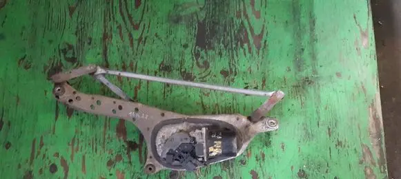 Renault Laguna II Front wiper linkage and motor 8200000525