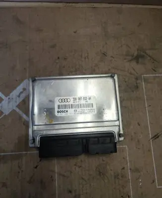 Audi A6 S6 C5 4B Engine control unit/module 3B0907552AH 26SA6907 0261206777
