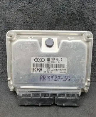 Audi A6 S6 C5 4B Engine control unit/module 8E0907401Q 0281011135