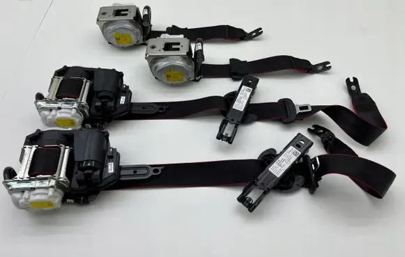 Audi A3 8Y Set of seat belts 