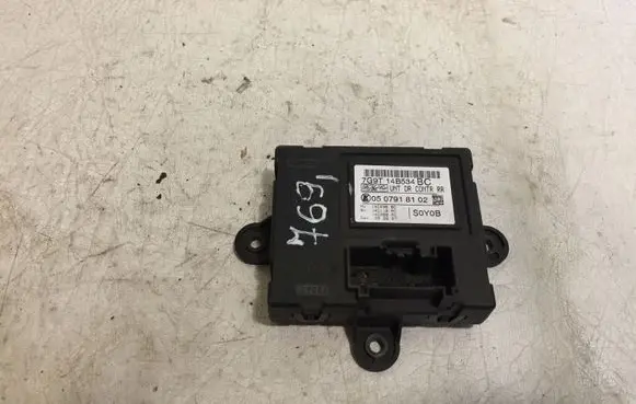 Volvo V70 Door control unit/module 7G9T14B534