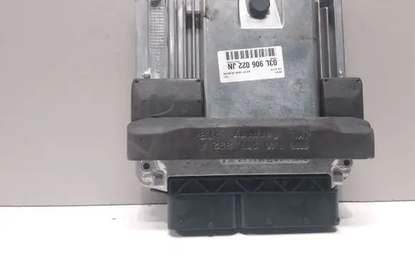 Audi A4 S4 B8 8K Engine control unit/module 03L906022JN 0281015318