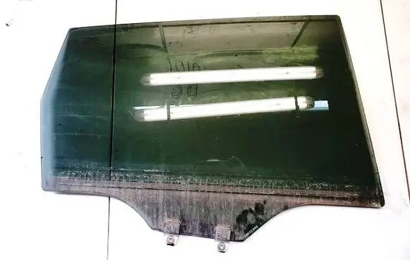 Honda FR-V Rear door window glass as3