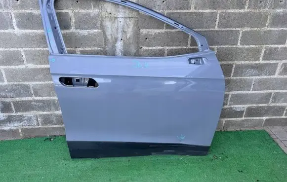 Volkswagen ID.4 Front door 