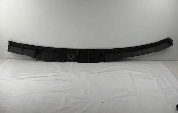 Audi A6 S6 C4 4A Windshield trim 4A1819417