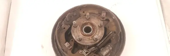 Subaru Impreza III Rear wheel hub