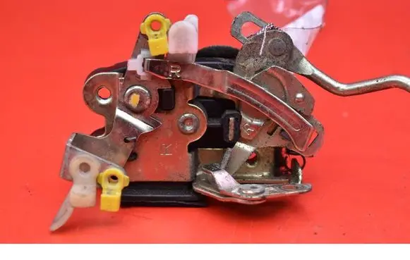 Hyundai Atos Prime Front door lock