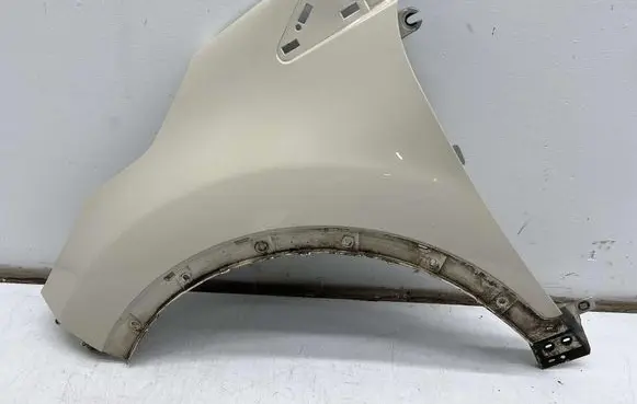 Renault Captur Fender MMAUTKO23019
