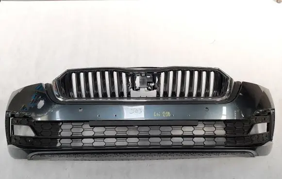 Skoda Octavia Mk4 Front bumper 5E3807221
