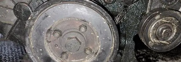 Opel Astra H Crankshaft pulley