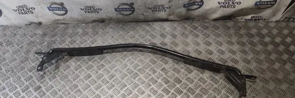 Radiator support slam panel bracket