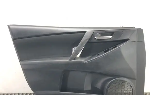 Mazda 3 II Front door card panel trim