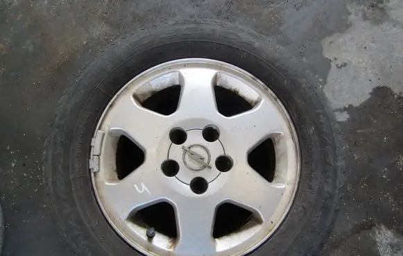 Opel Zafira A R12 alloy rim 