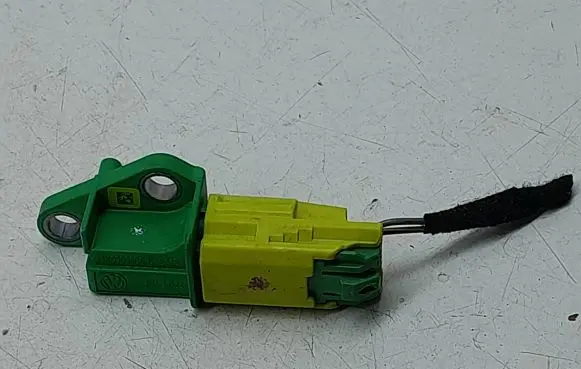 Audi Q7 4L Airbag deployment crash/impact sensor 1K0909606C