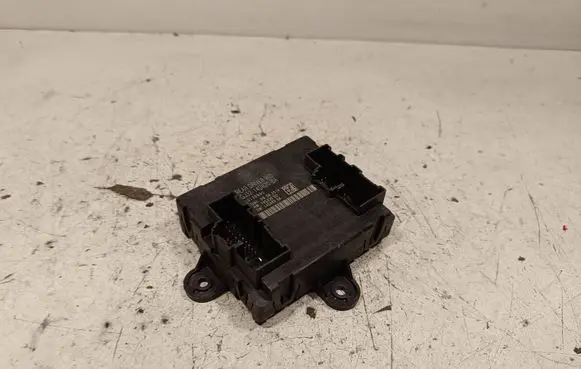 Jaguar XE Door control unit/module GJ3214D620BA