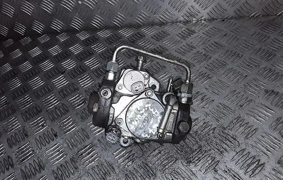 Toyota Avensis T250 Fuel injection high pressure pump 221000r020