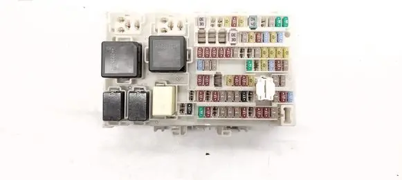 Nissan Qashqai J12 Fuse module