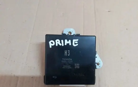 Toyota Prius Prime Trunk lid opening control unit 886A0-47030