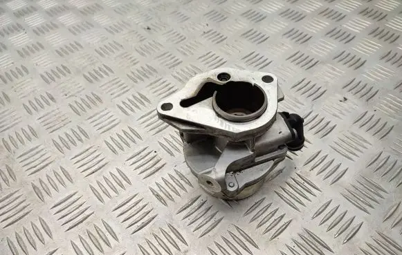 Vacuum pump