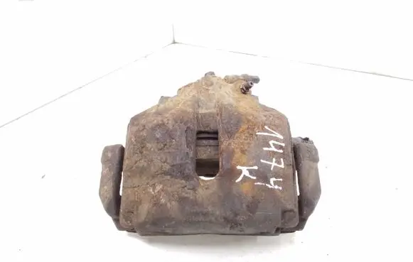 Volkswagen PASSAT B6 Front brake caliper