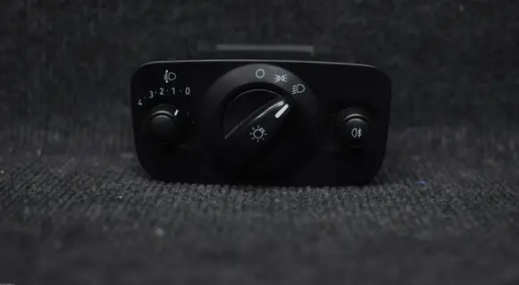 Ford Mondeo MK IV Light switch 6G9T13A024GE