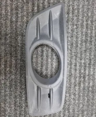 Volvo S40 Front fog light trim/grill 30779101