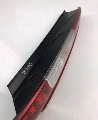 Tailgate rear/tail lights