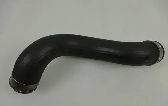 Mercedes-Benz C W204 Intercooler hose/pipe A2045280682