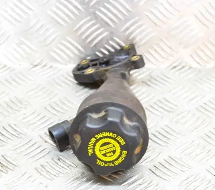 Jeep Cherokee III KJ Oil fill pipe 