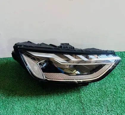 Audi A4 S4 B9 8W Headlight/headlamp 8w0941036e