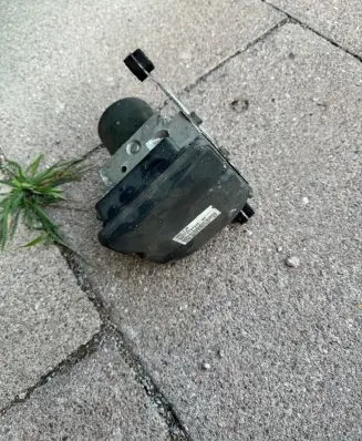 BMW 5 F10 F11 ABS Pump 6797375 6797377
