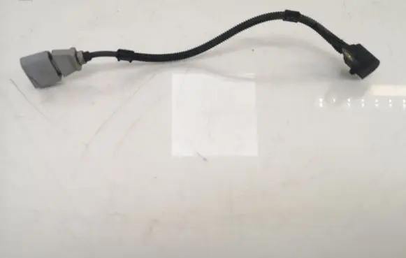 Mitsubishi Outlander Camshaft position sensor 03C906433A