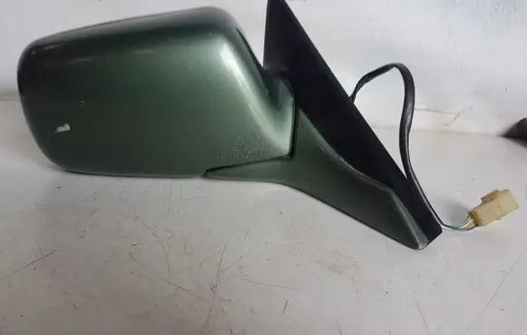 Subaru Impreza I Front door electric wing mirror E130188433