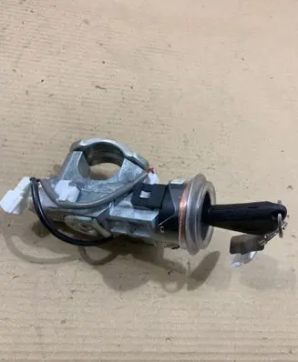 Subaru Impreza III Ignition lock