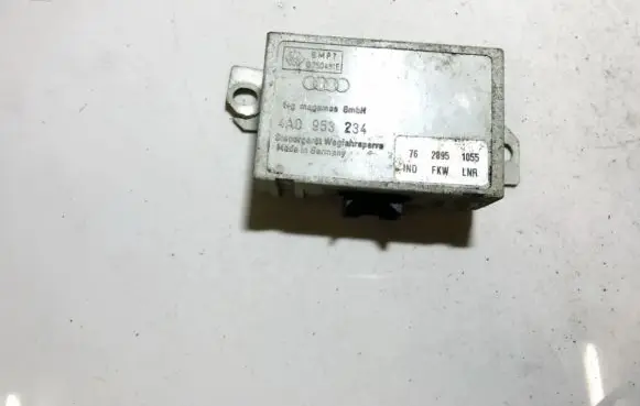 Audi A4 S4 B5 8D Immobilizer control unit/module 4a0953234 7628951055