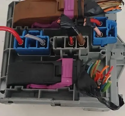 Alfa Romeo 159 Fuse box set 50504455