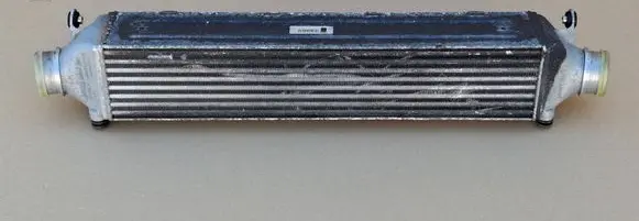 Audi RSQ3 Intercooler radiator 8U0146804G