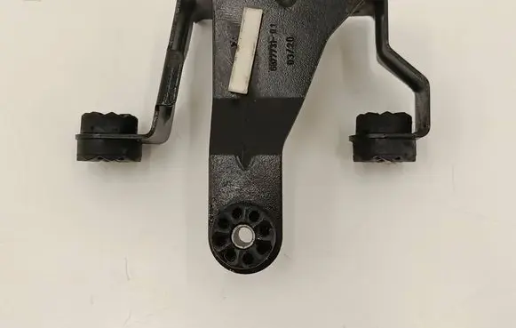BMW 4 G22 G23 G24 G26 ABS pump bracket 6877731